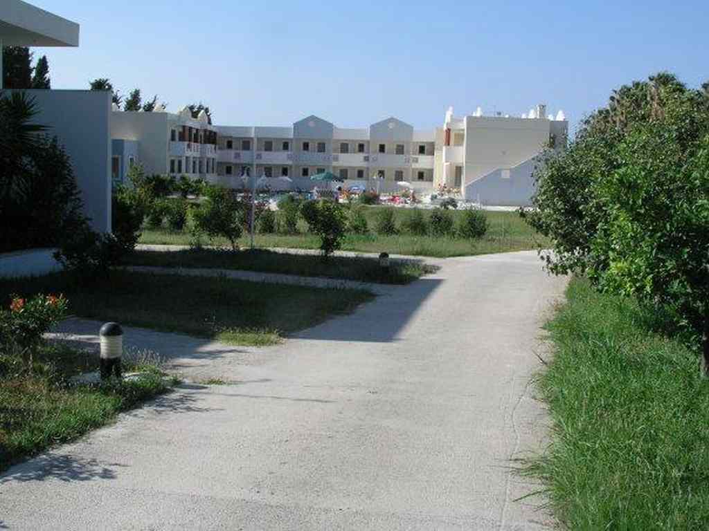 Olgas Paradise Apartments Psalidi  Exterior photo