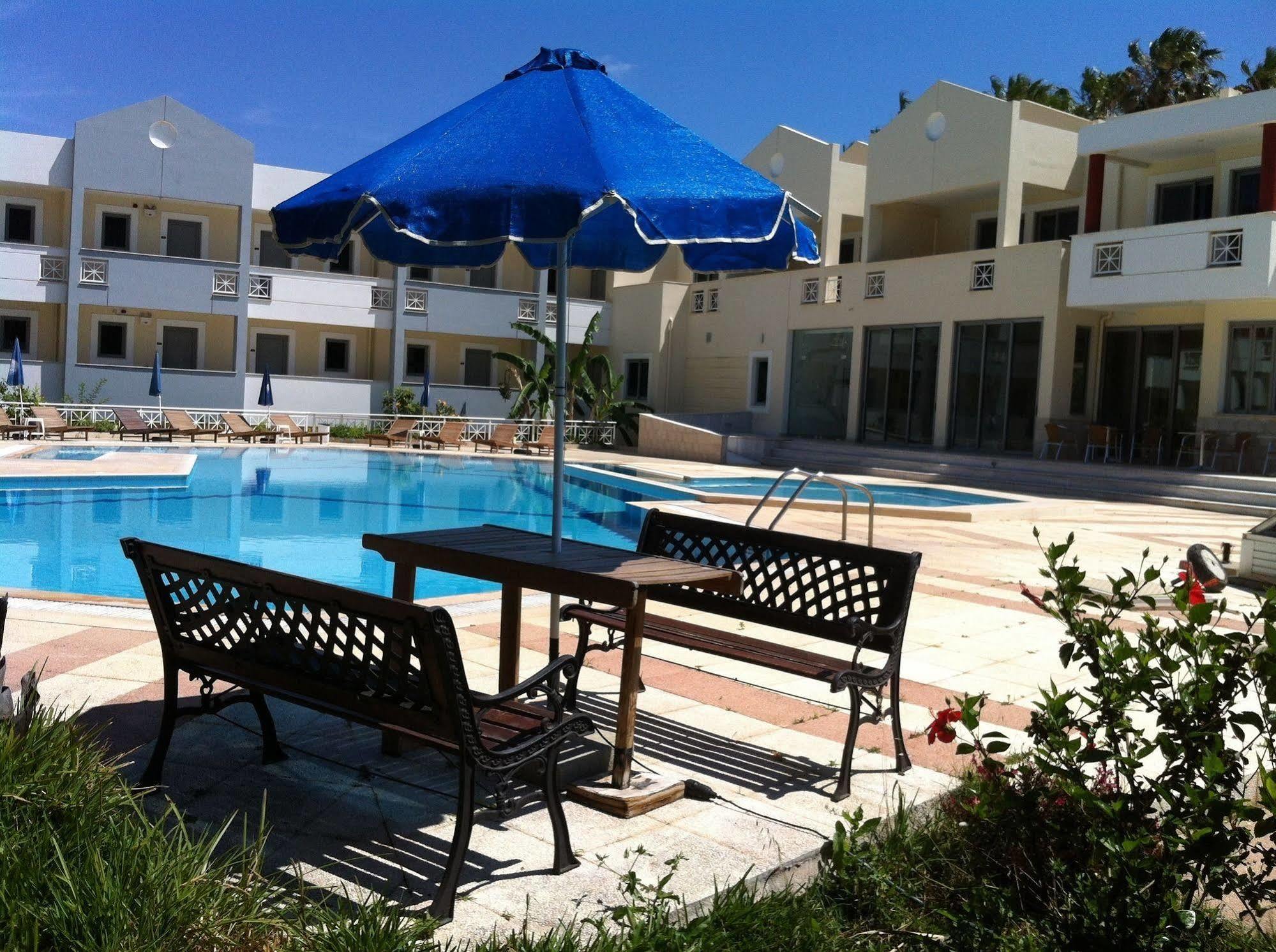 Olgas Paradise Apartments Psalidi  Exterior photo