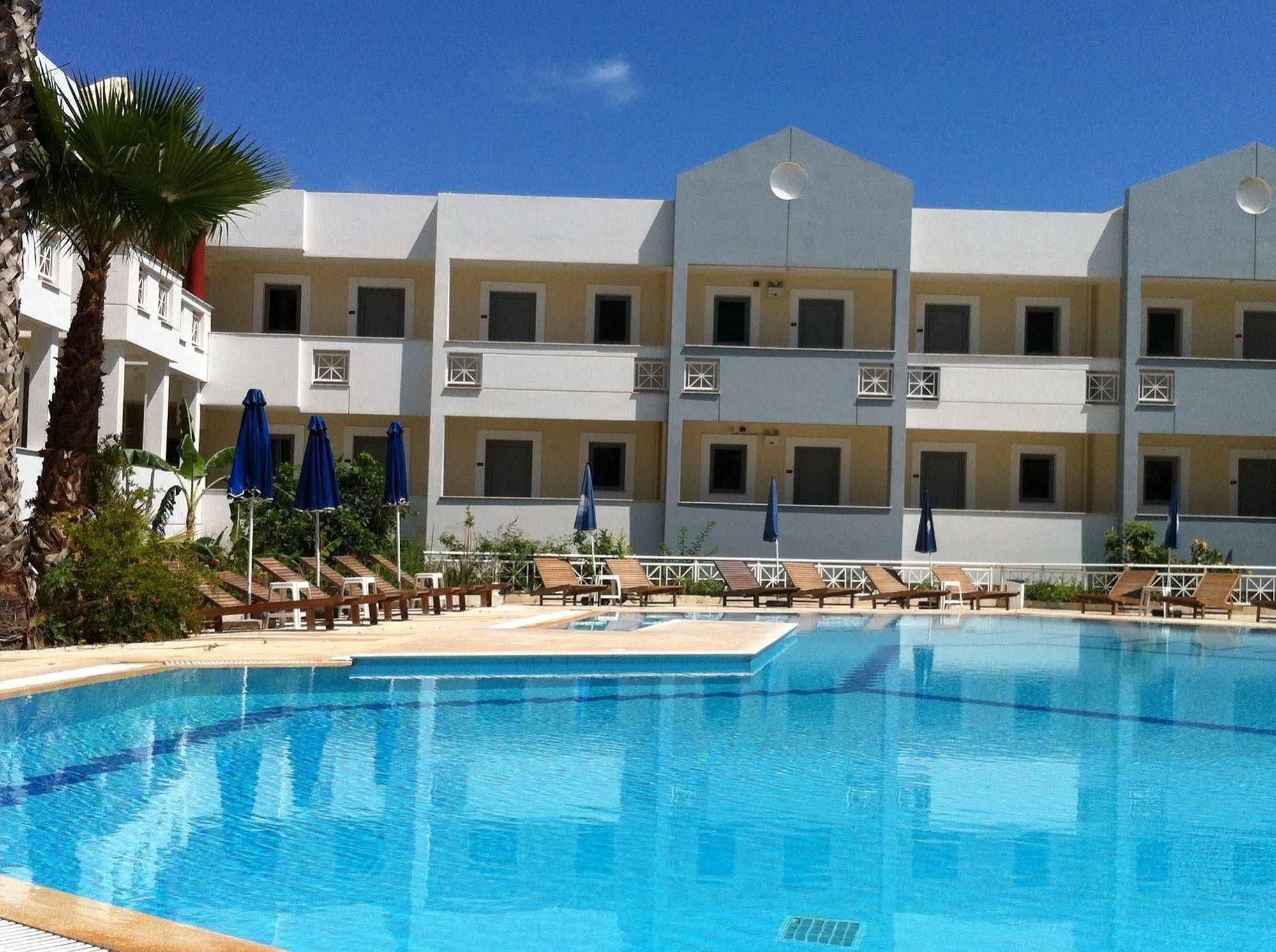 Olgas Paradise Apartments Psalidi  Exterior photo